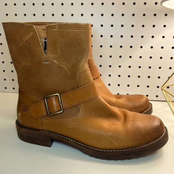 Dingo Women's Casey Boots in Camel Size 7M Leather - Picture 2 of 16